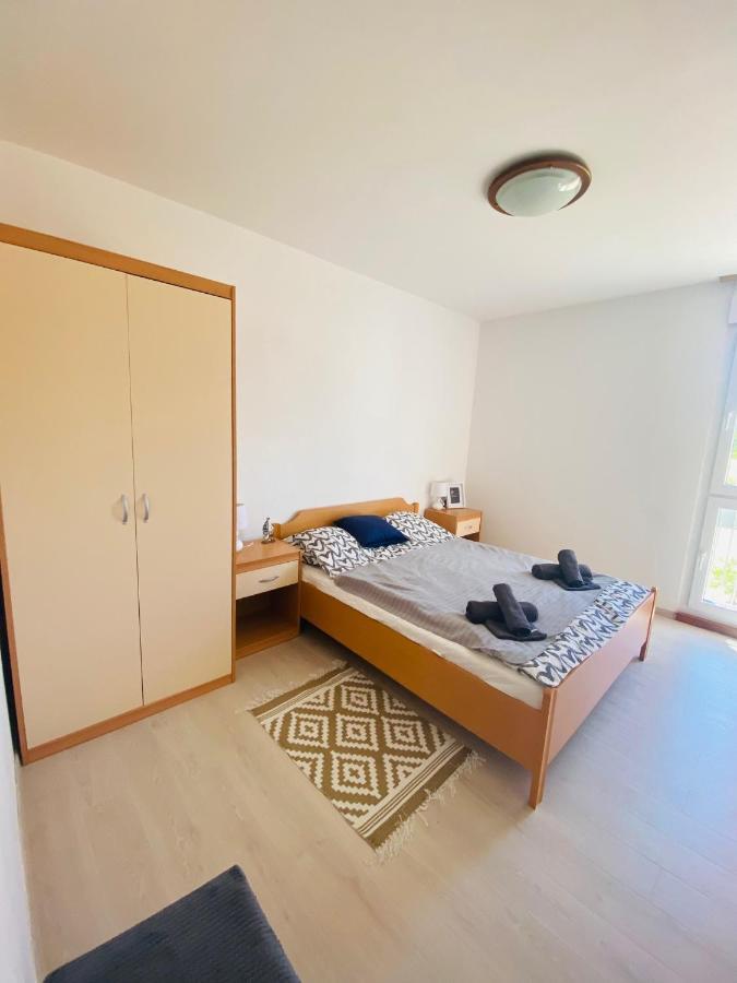 Exceptional Apartment With 2 Bedrooms Near The Sea プーラ エクステリア 写真